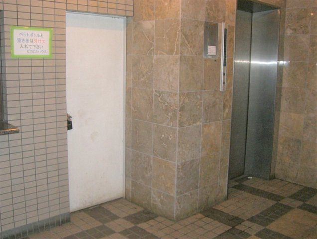 アーバンクルーザー六ツ門のロビー