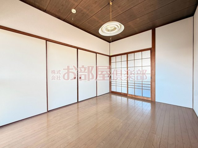 辻コーポの洋室|広々とした洋室です