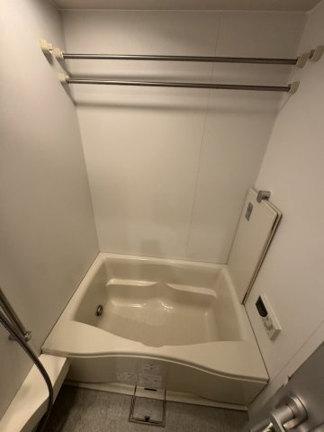 オーパスホームズ千駄木の浴室