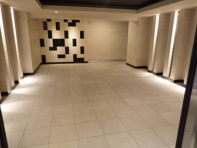 プレシス西ヶ原のエントランス