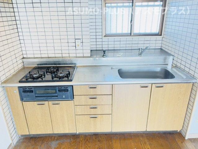 ハッピーエステート湯町のキッチン