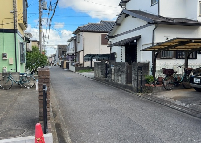 【展望】 | 桜や紅葉の名所に出かける人は多いと思いますが、家にいながら季節の移ろいを感じる生活を送りませんか？リビングや窓から見える景色が生活を彩るワンポイントに！現地から見える景色を堪能してみては如何でしょう。