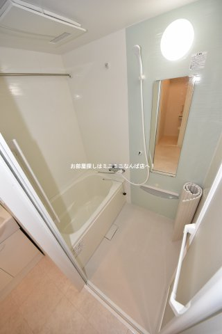 サニーハウス天満橋の浴室