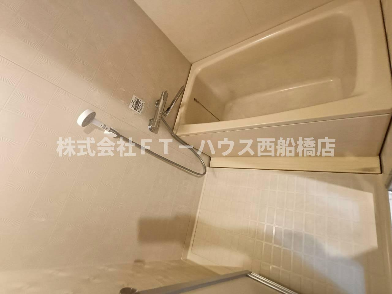 テラスレジデンス船橋夏見の浴室