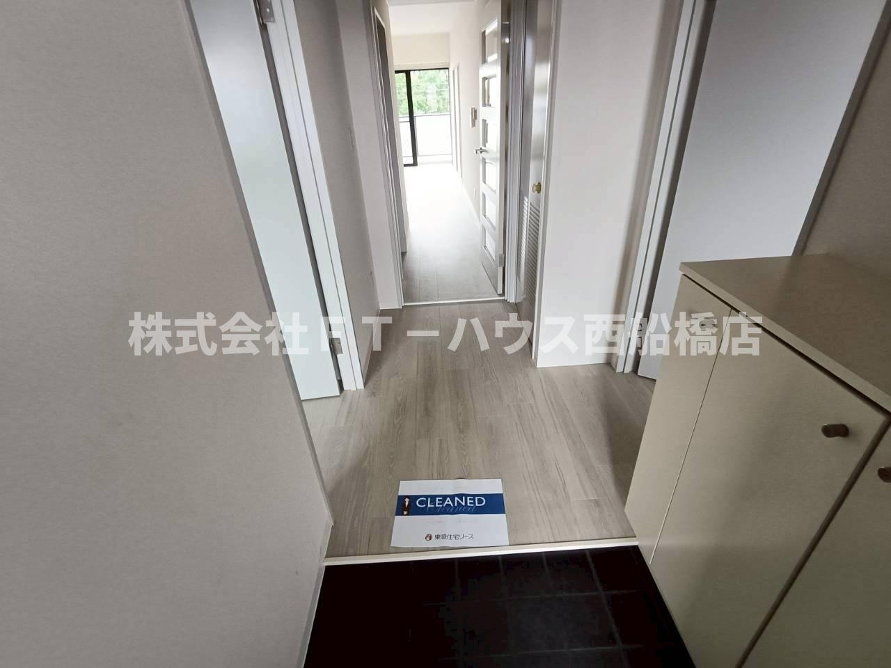テラスレジデンス船橋夏見の玄関