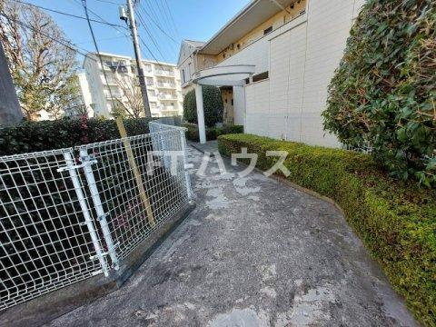 グレース田喜野井 Ⅰ番館の庭