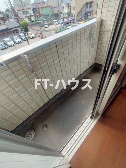 メゾンドールのバルコニー