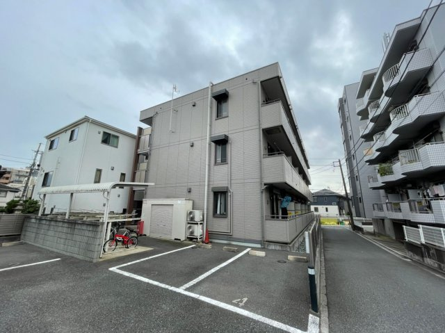 Ｓｕｎ Ｈｅｉｇｈｔｓの駐車場