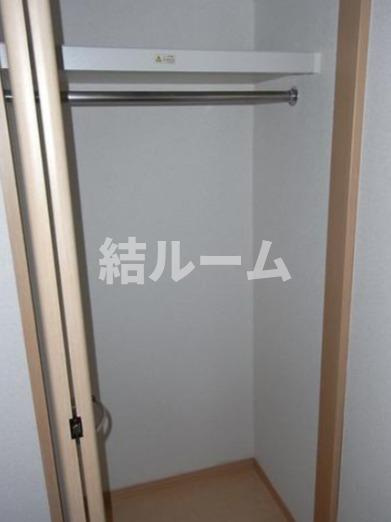 中野区野方３丁目のアパートの収納