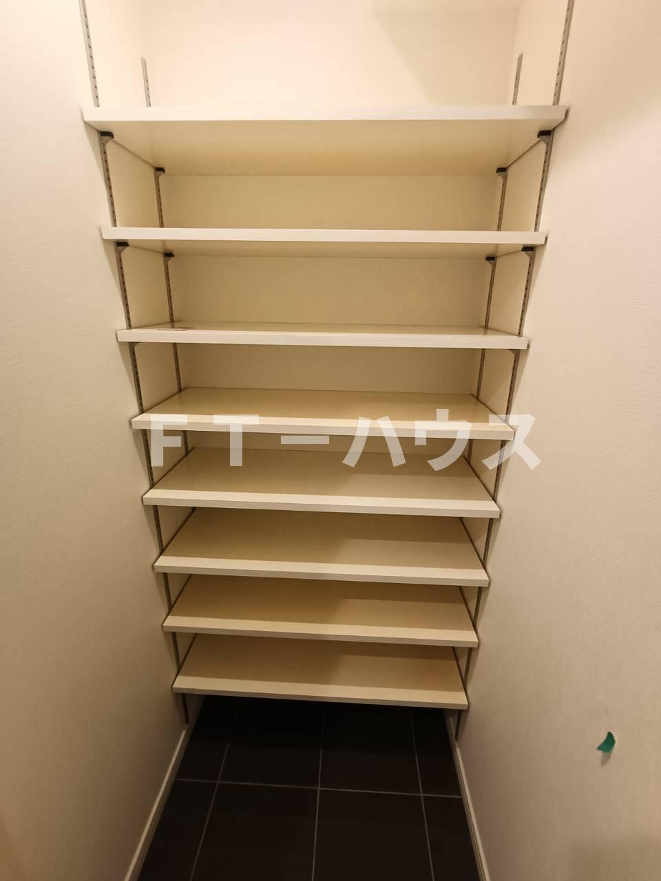 LUMIEREの収納