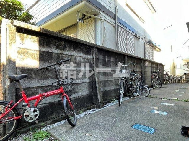 豊島区高松２丁目のアパートの駐車場