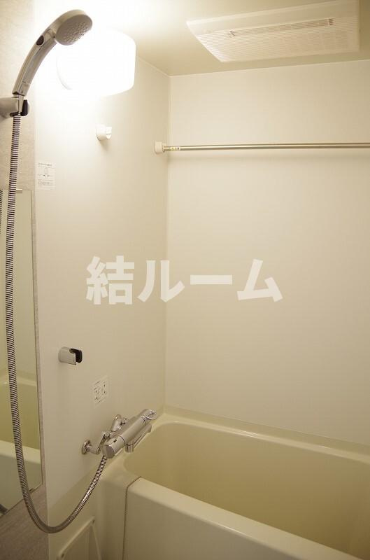 文京区西片１丁目の賃貸マンションの浴室