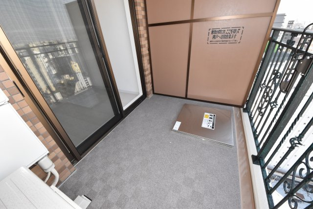 ラグゼ難波南のバルコニー|陽当たり良好なバルコニーです