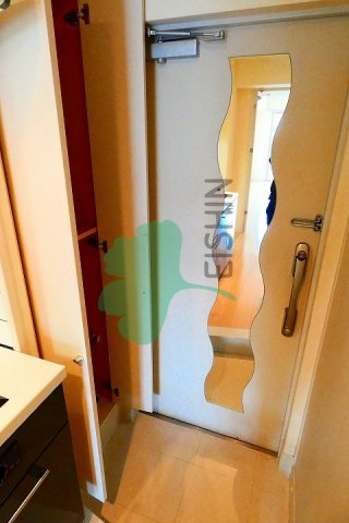 No.70　HARBOR SOUTH TOWER(No.70　ハーバーサウスタワー)の玄関|下駄箱もしっかりついてます！