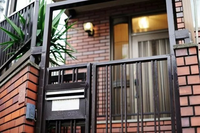 17 クロス三軒茶屋2の玄関|





