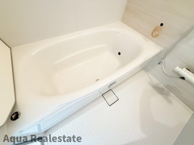 オール電化デザイナーズハウス北島町鯛浜建売⑰の浴室|お風呂で日々の疲れを落としましょう　※同仕様の施工事例です