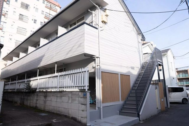 AP1043 クレスト武蔵野 102の外観|





