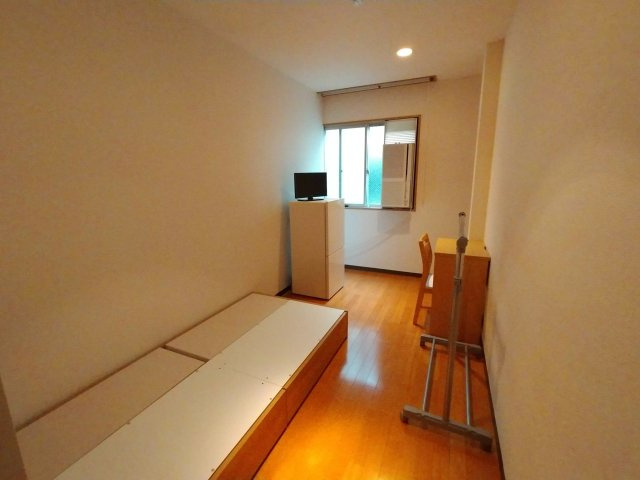 SA196 SA-クロス淀屋橋1の居間・リビング|






