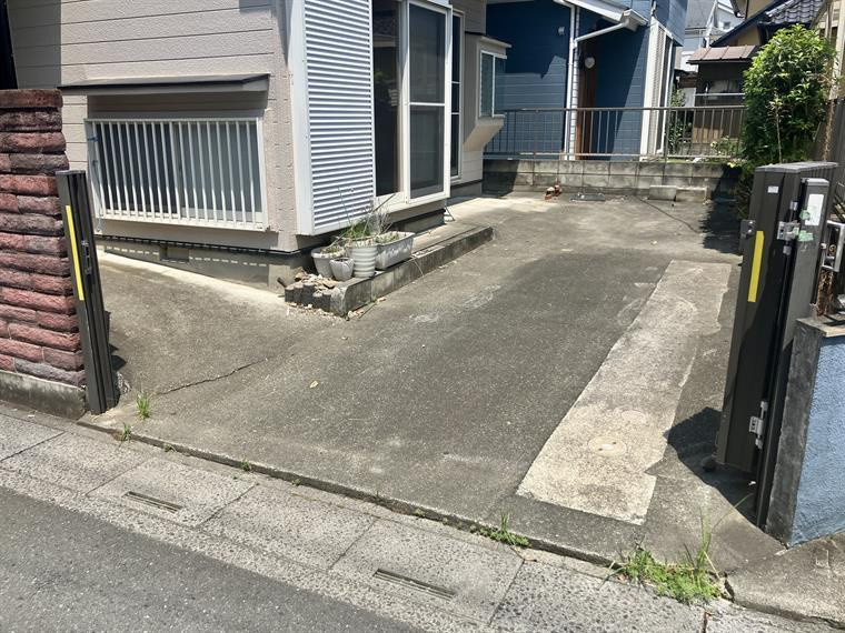 上戸建の駐車場