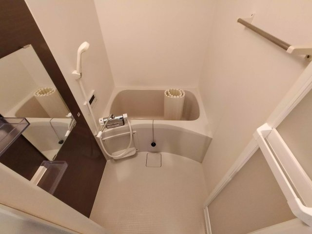 AP210 セレーノ舎人 203の浴室|




