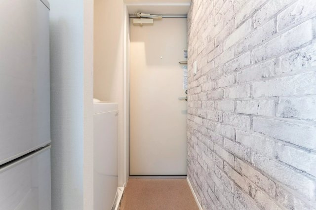 AP257 Apartmenthouse足立舎人 106の玄関|



