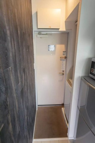 AP225 Apartmenthouse足立舎人 203の玄関|




