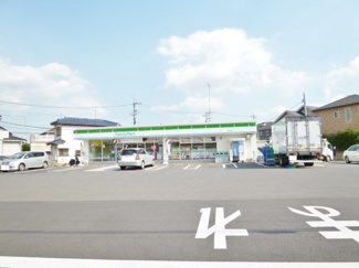 ファミリーマート 岩槻太田店まで750ｍ