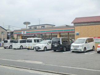 セブンイレブン川崎小杉陣屋町2丁目店 徒歩3分。 198m