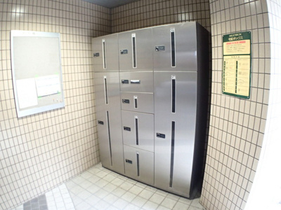 ★宅配ＢＯＸ／外出してもお荷物の受け取りができます★