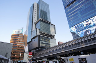 渋谷ヒカリエまで100ｍ