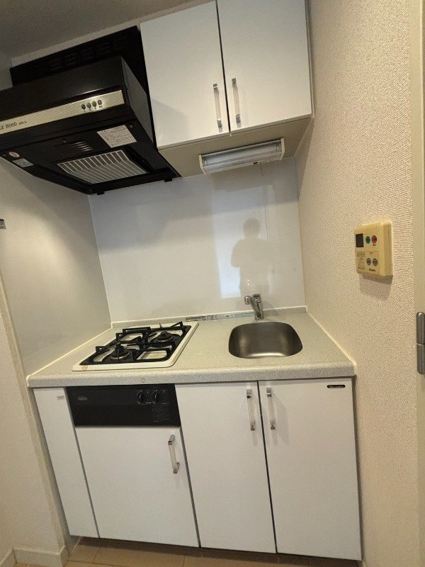 港区六本木２丁目の賃貸マンションのキッチン
