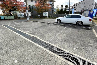 【駐車場】 | ビレッジハウス日下3号棟