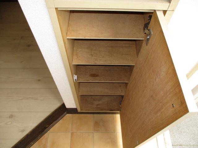 本駒込シティハイツの玄関
