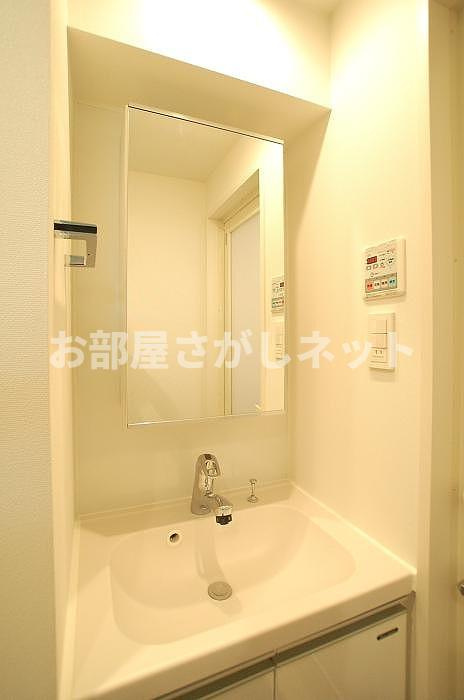 ステージファースト西池袋【おとり物件なし】#学生・社会人にオススメ！初期費用分割払いOK！の洗面所