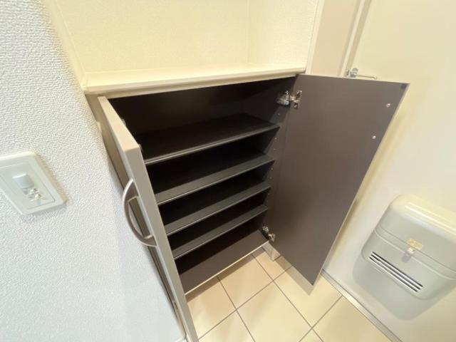 フレンドリー京橋の収納|下駄箱