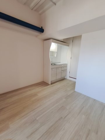 大阪市中央区谷町６丁目の賃貸マンションの居間・リビング
