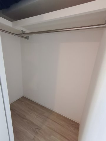 大阪市中央区谷町６丁目の賃貸マンションの収納