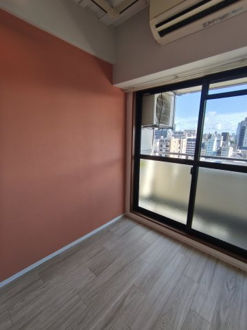 大阪市中央区谷町６丁目の賃貸マンションの居間・リビング