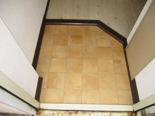 本駒込シティハイツの玄関