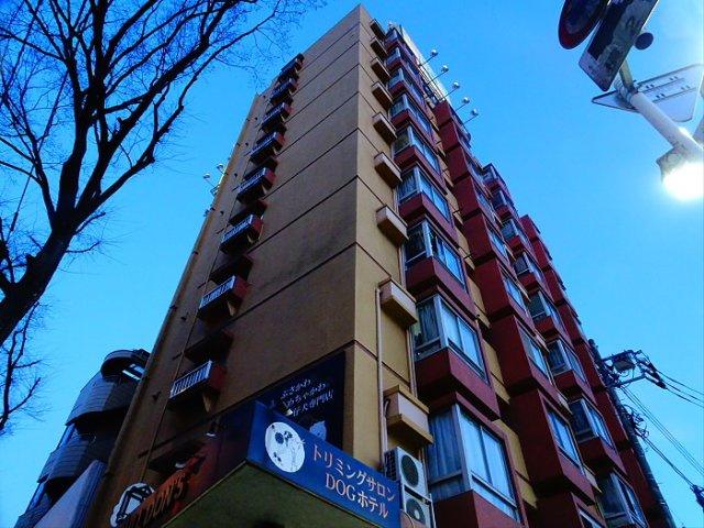 上北沢グリーンコーポの外観