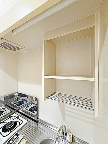 レージュ　ウエストの収納