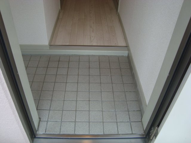 エスポワール滝の水の玄関|玄関（イメージ）