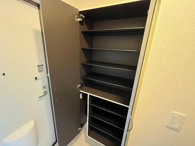 ディアバルドの収納|下駄箱
