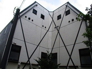 クリエーターズ安堵家の外観