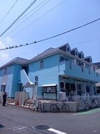 レオパレスハーモニーハイツ鶴見の外観