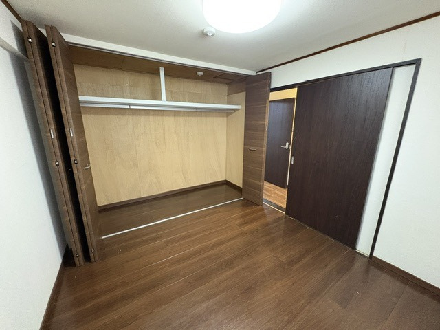 野毛山マンションの収納|洋室収納