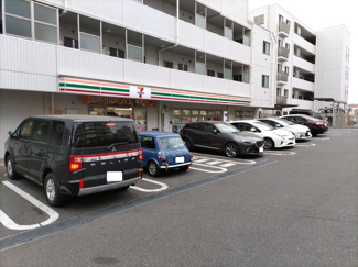 セブンイレブン横浜西大口店まで300ｍ