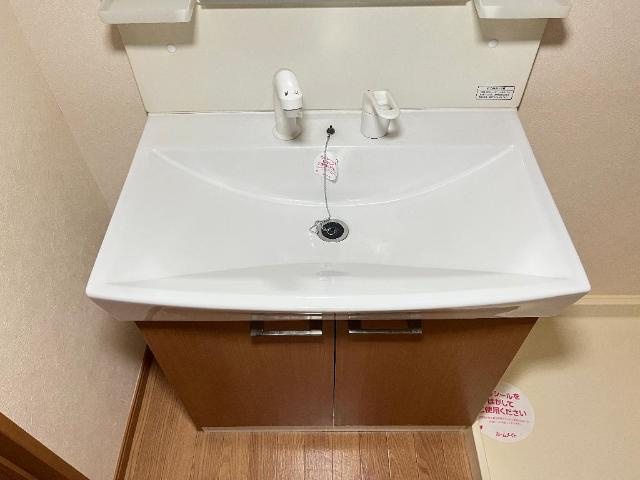 ヒールコートⅠの洗面所|洗髪洗面化粧台