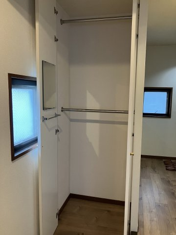 中野区新井１丁目の賃貸マンションの収納