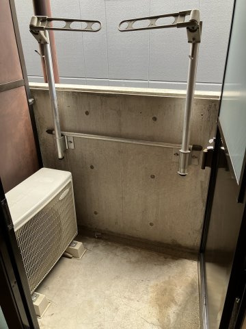 中野区新井１丁目の賃貸マンションのバルコニー